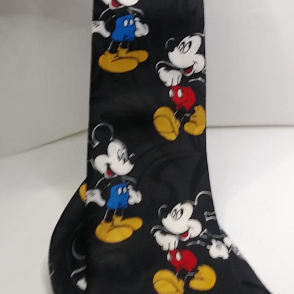 DISNEY MICKEY MOUSE TIE - Picture 5 of 6